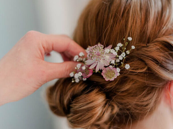 Real flowers as hair accessories?